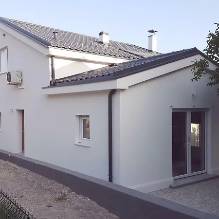 Apartament Ane *