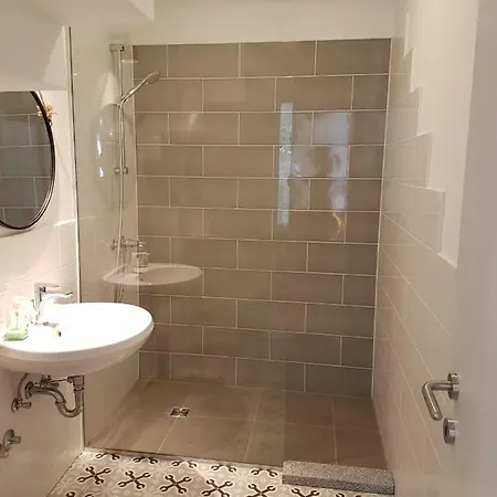 Ane Apartment