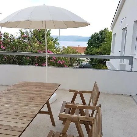 Ane Apartment Novi Vinodolski