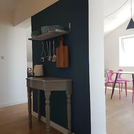Ane Apartment *