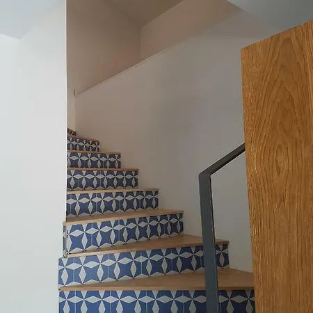 Ane Apartment *