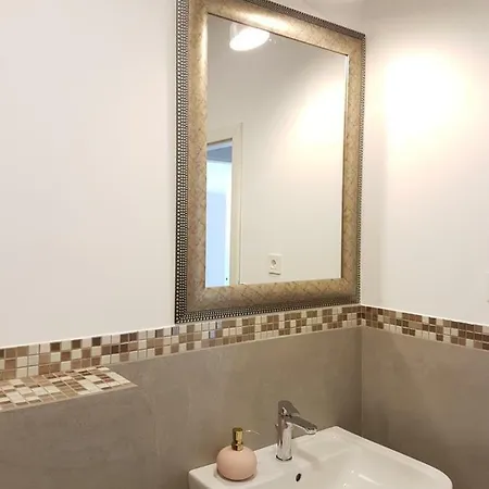 Ane * Novi Vinodolski