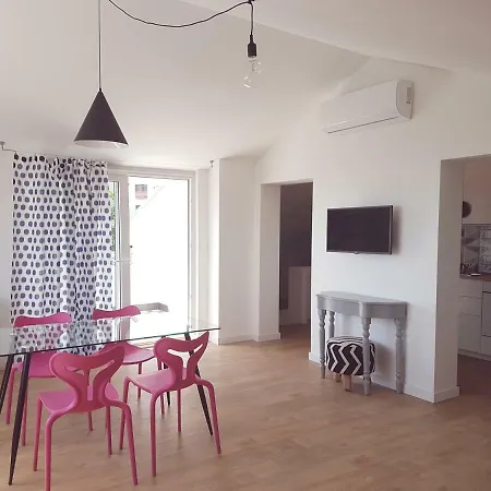 Ane نوفي فينودولسكي